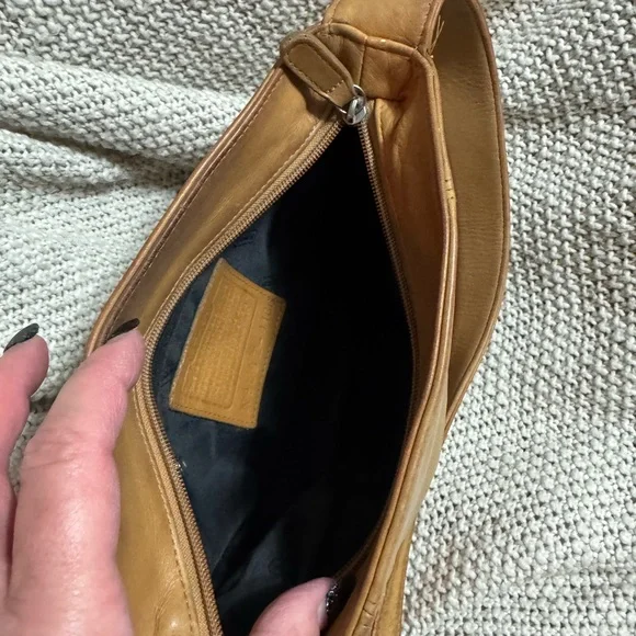 Coach Vintage Womens‎ Handbag Brown Leather Shoulder Bag - Picture 12 of 12